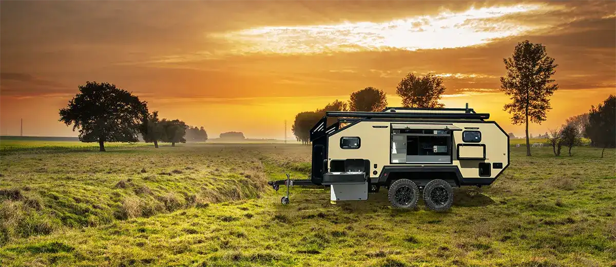 Hybrid Caravans HC-C4 (10)